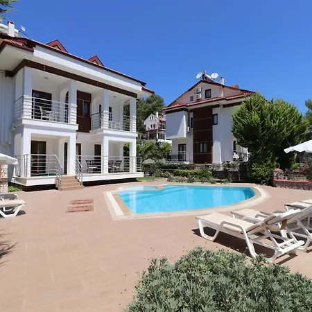Villa Olympia 1 *