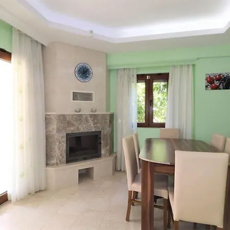 Villa Olympia 1